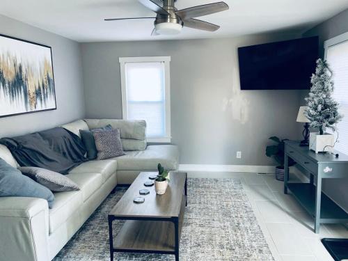 Morgantown House | Morgantown Lux Retreat, Short walk to WVU Stadium