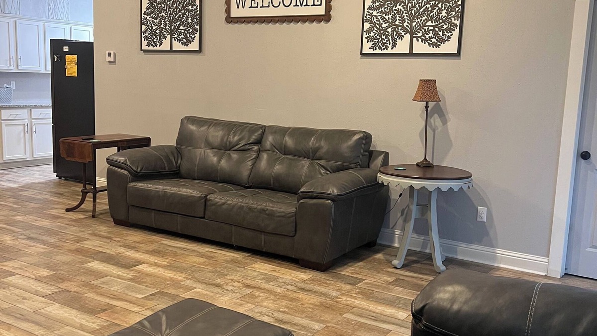 Longview House | Morning GlorynFantastic 3-bedroom in Longview. Just 8.9 miles to Longview Mall