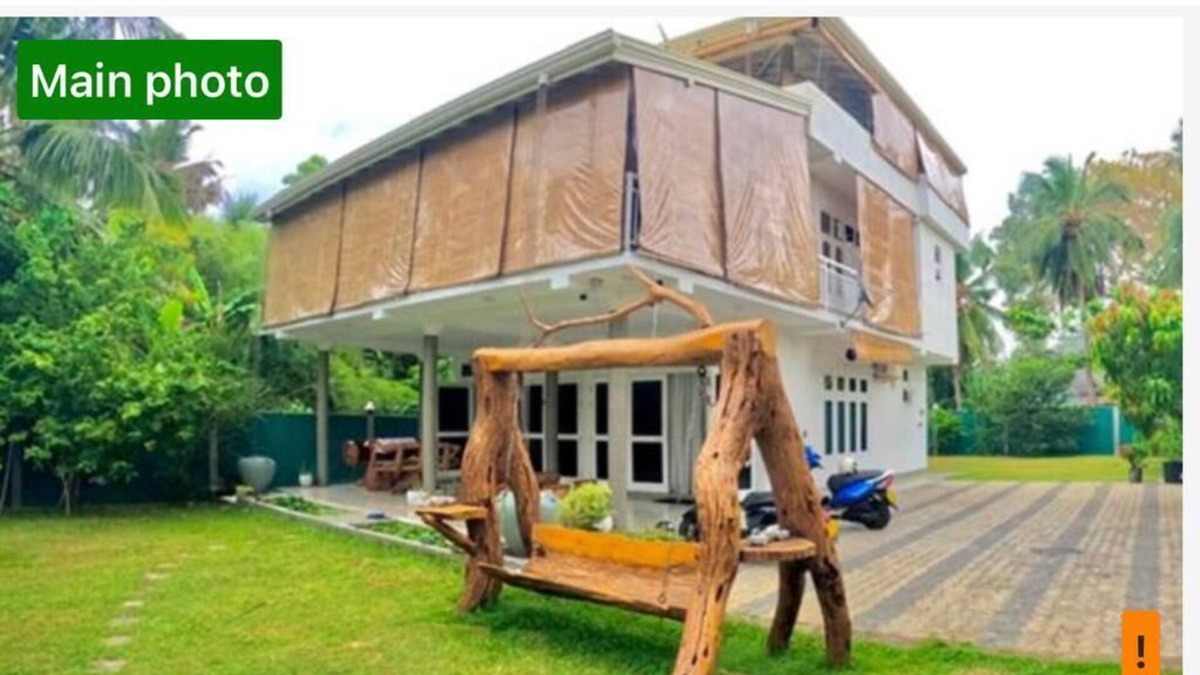 Galle Apartment | Morning guest can see momkeyies and birds