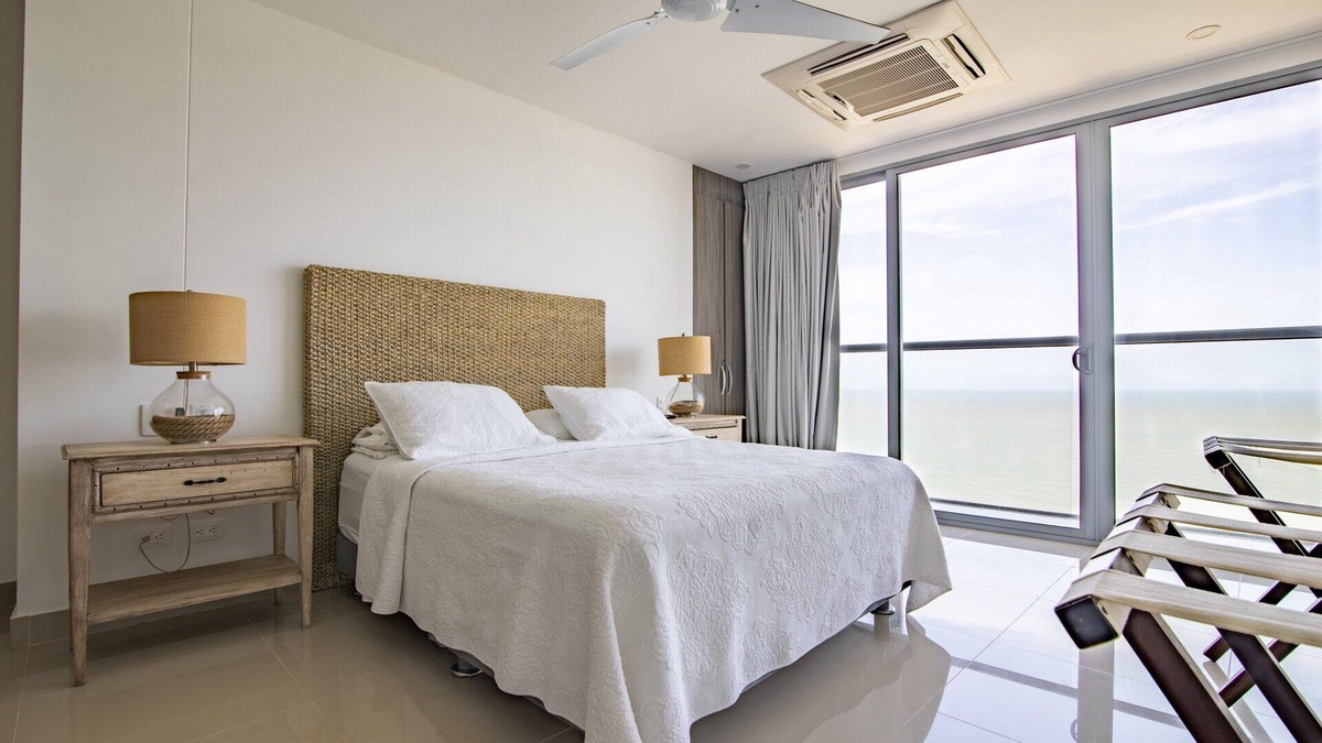 Bocagrande Apartment | Morros City★Beachfront 2 BR Condo in 26th Floor