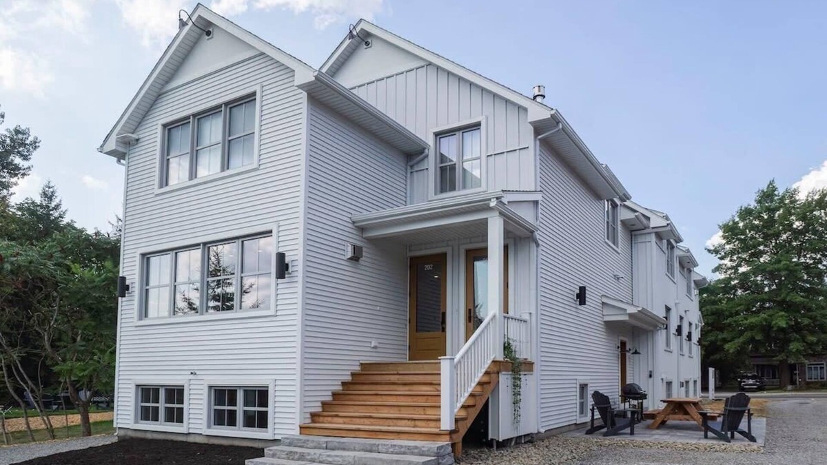 Bromont Apartment | Most beautiful condo 101 in Bromont Vieux