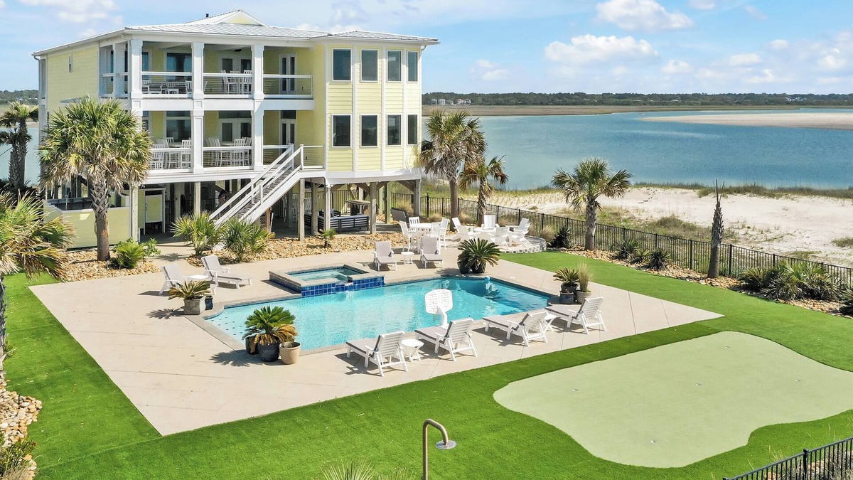Sunset Beach House | Most Exclusive Location on Sunset Beach! 280° Ocean Views