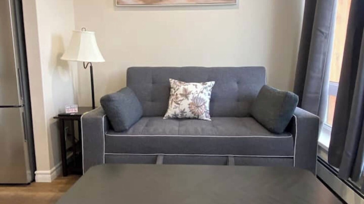 Cookstown Apartment | Motel 400 & Suites Single Kitchenette Unit C