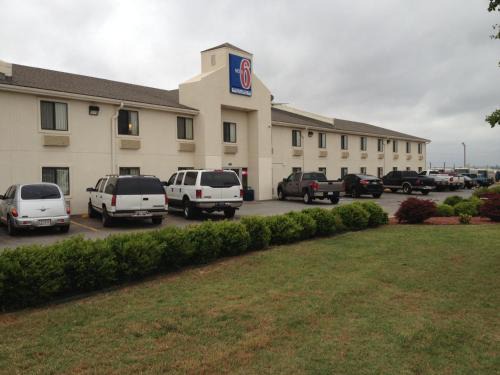 Elk City Hotel | Motel 6 Elk City, Ok
