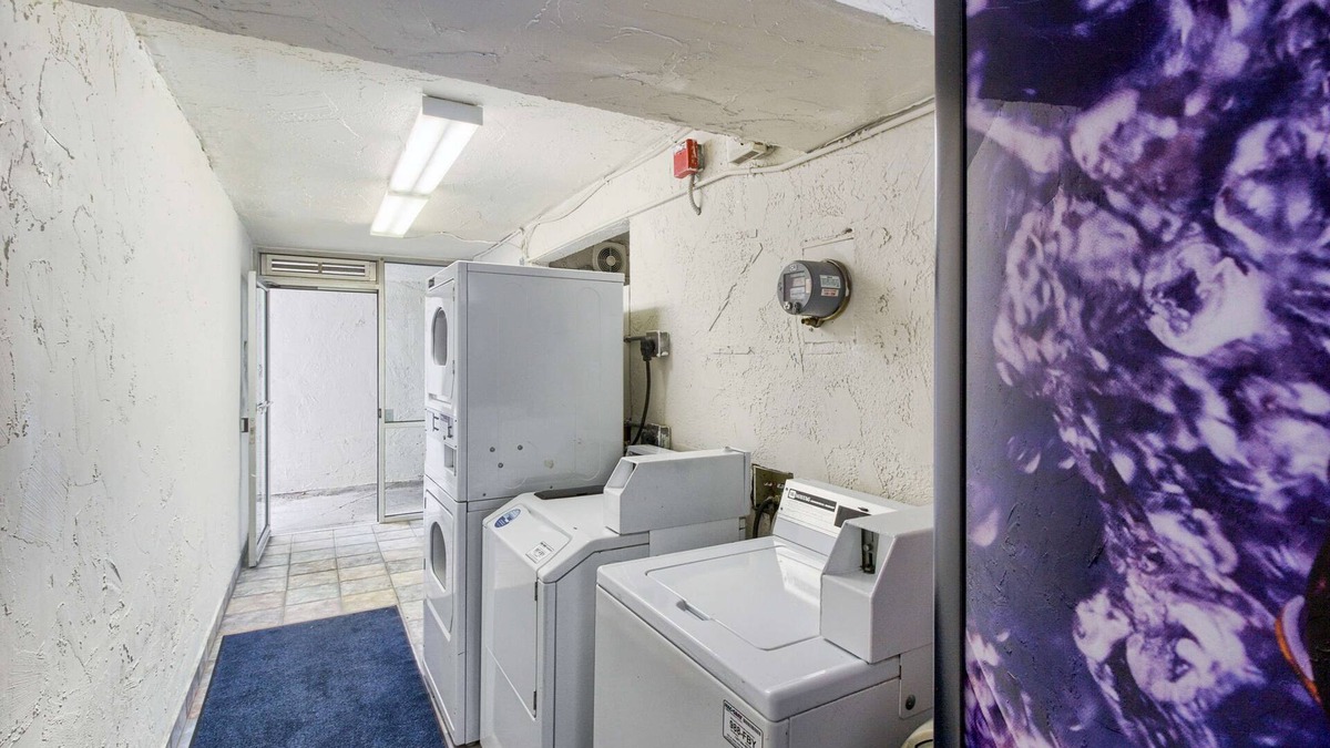 Paine Field-Lake Stickney Hotel | Motel 6 Everett, WA - South