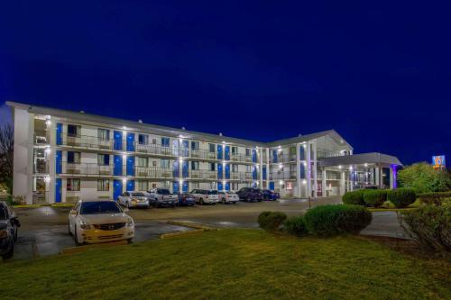 Tougaloo Hotel | Motel 6-Jackson, MS