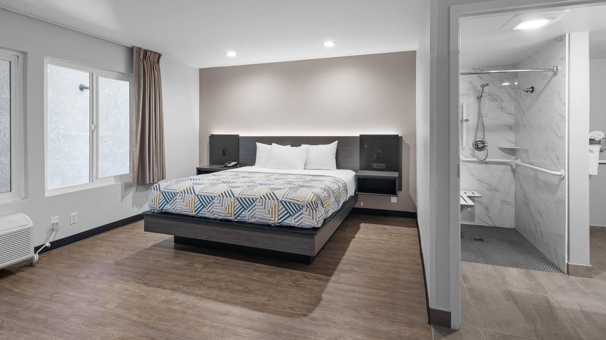 La Mesa Hotel | Motel 6 La Mesa, CA