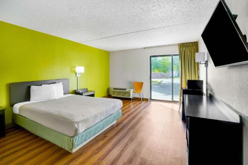 Lawrenceville Hotel | Motel 6-Lawrenceville, NJ