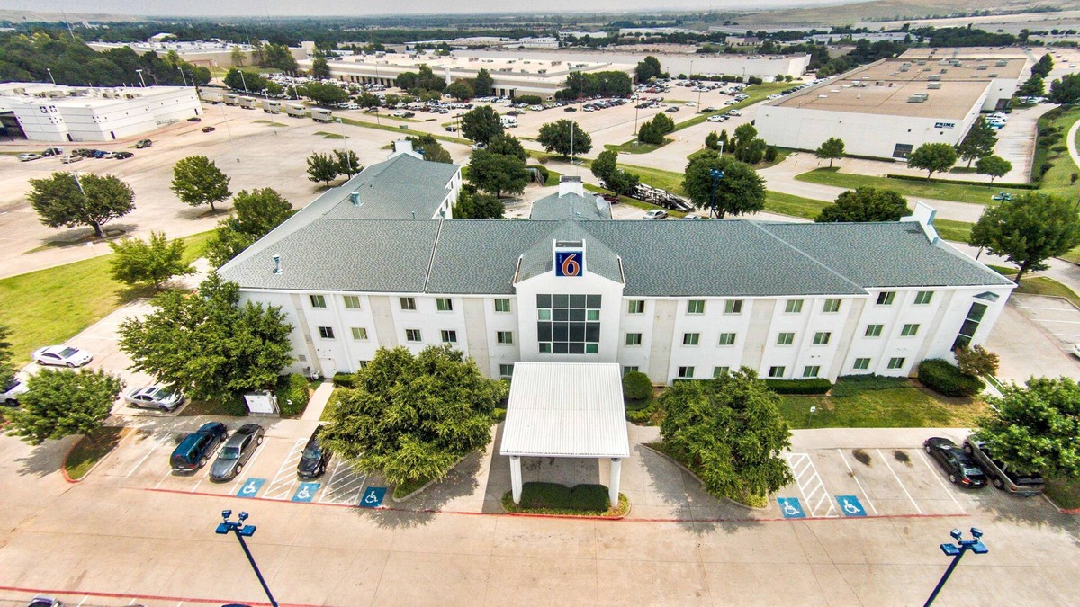 Lewisville Hotel | Motel 6 Lewisville, TX - Dallas