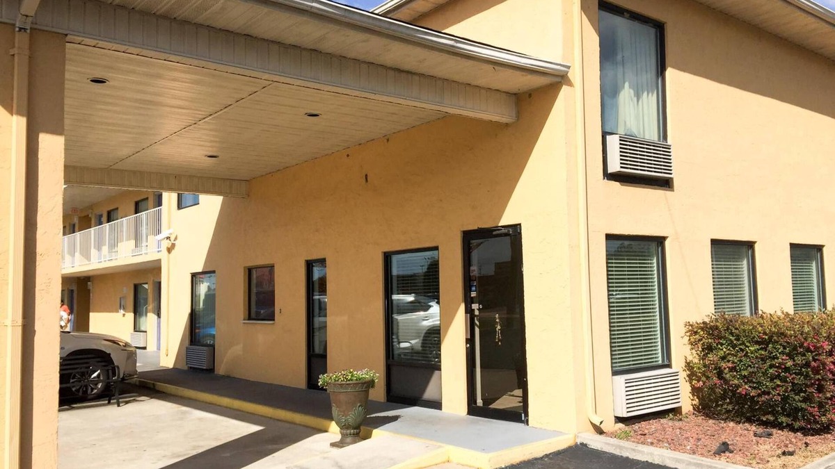 MacClenny Hotel | Motel 6 Macclenny, FL