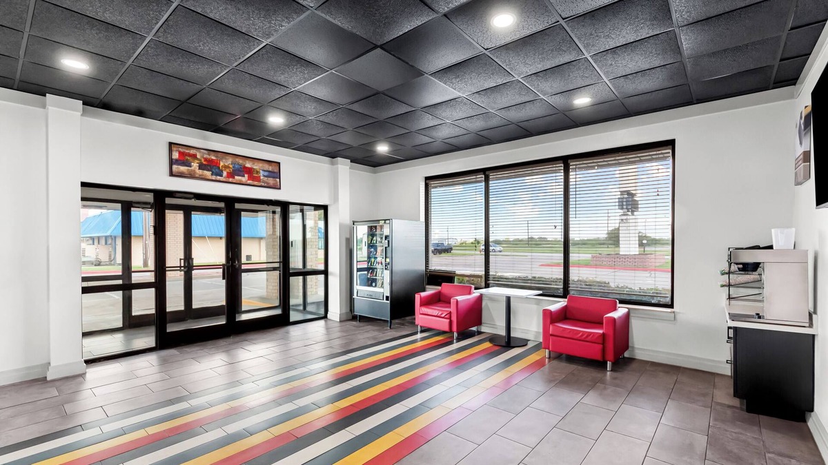 Port Lavaca Hotel | Motel 6 Port Lavaca, TX