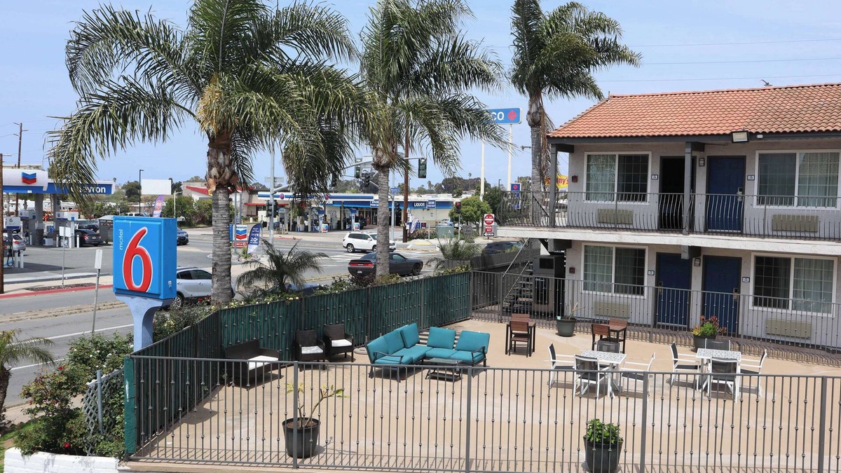 Nestor Hotel | Motel 6 San Diego, CA - Southbay