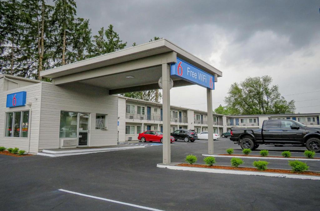 Tigard Hotel | Motel 6 Tigard, Or - Portland Southwest