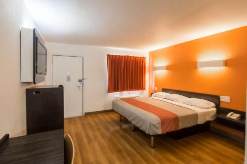 Wichita Falls Hotel | Motel 6-Wichita Falls, TX - North