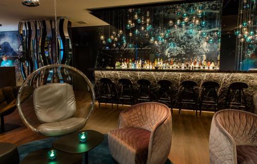 Cannstatt-Mitte Hotel | Motel One Stuttgart-Bad Cannstatt