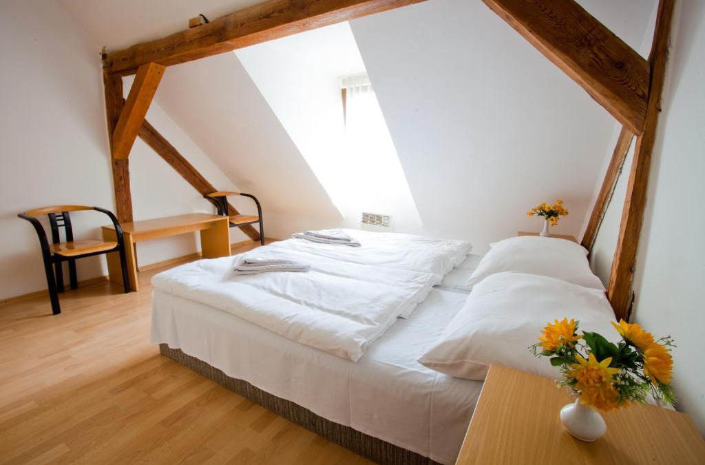 Houska House | Motel Svatý Kryštof