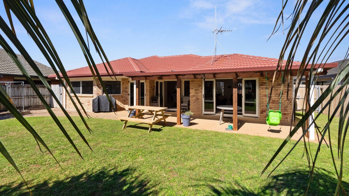 Mount Maunganui House | Mount Holidaze - Mt Maunganui Holiday Home