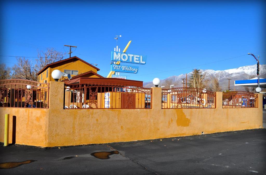 Lone Pine Hotel | Mount Whitney Motel