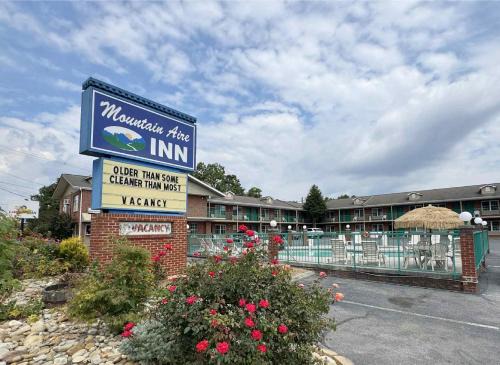 Sevierville Hotel | Mountain Aire Inn Sevierville - Pigeon Forge