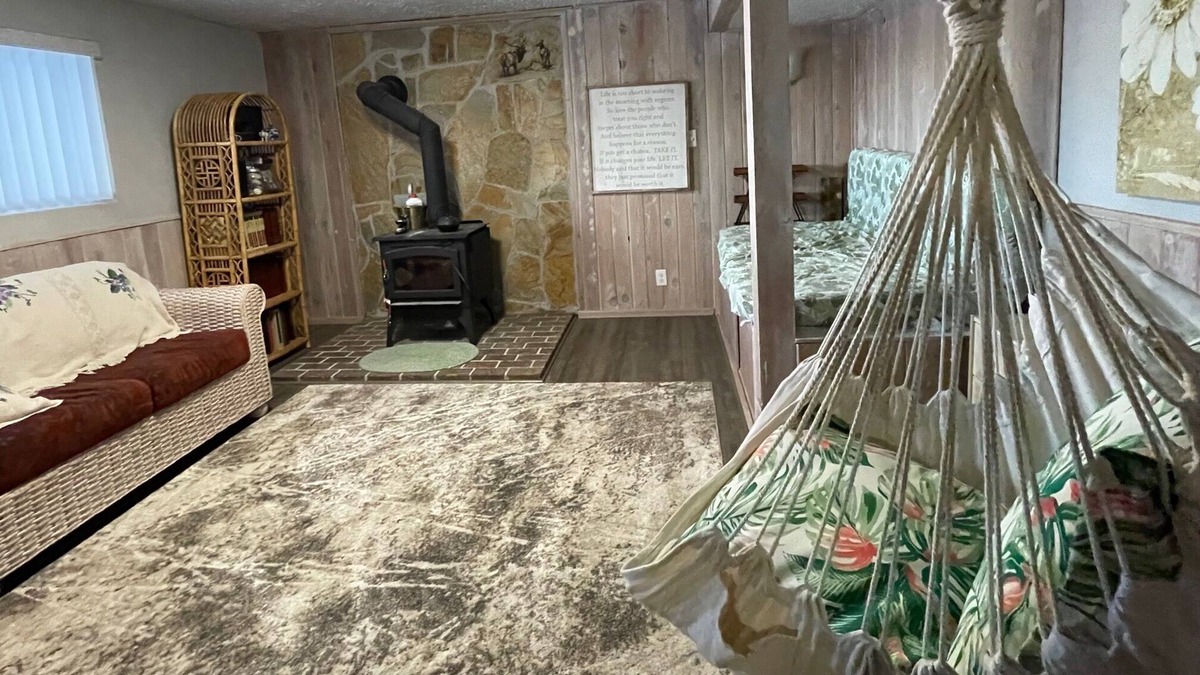 Roy House | Mountain and recreation at your finger tips