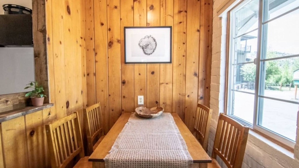 June Lake House | Mountain Bluebell One-Bedroom Suite (Unit 2)