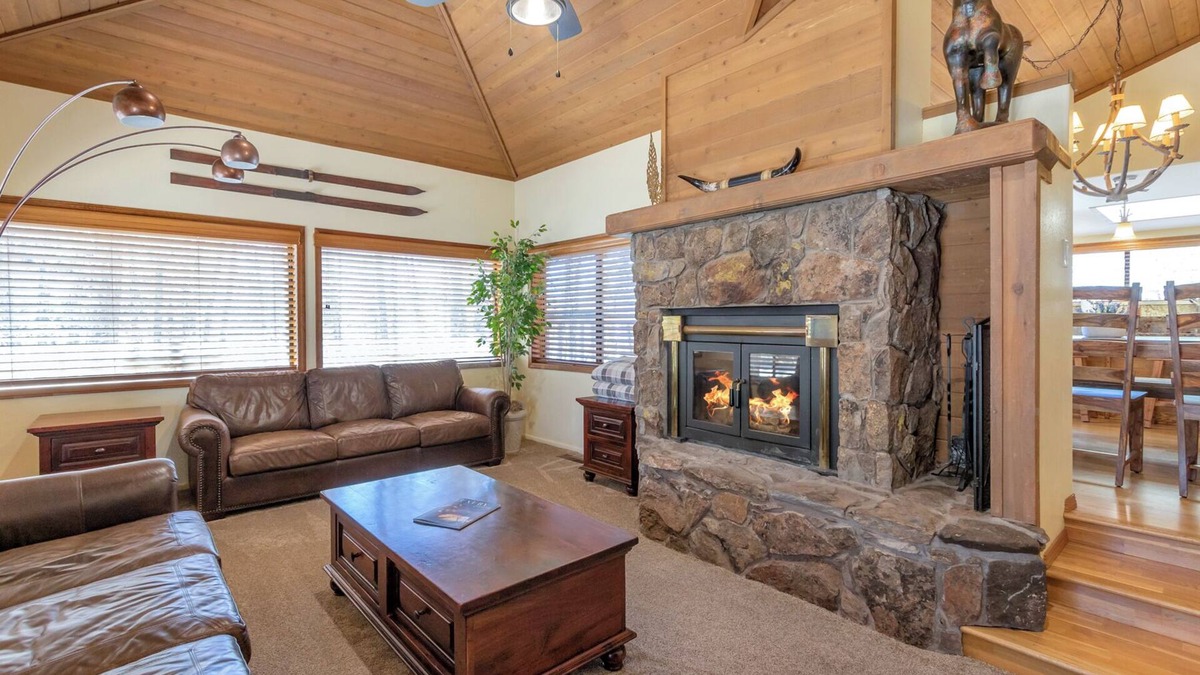 Flagstaff House | Mountain Cabin Feel Downtown