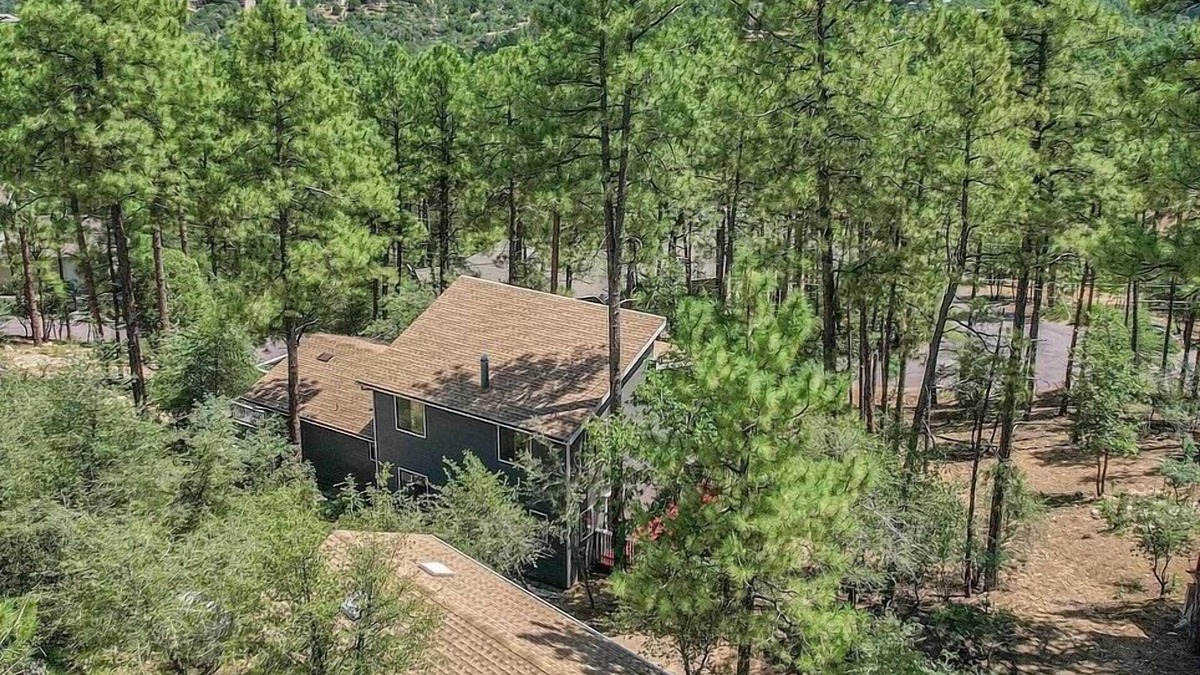 Prescott Cabin | Mountain Cabin Retreat in the Pines