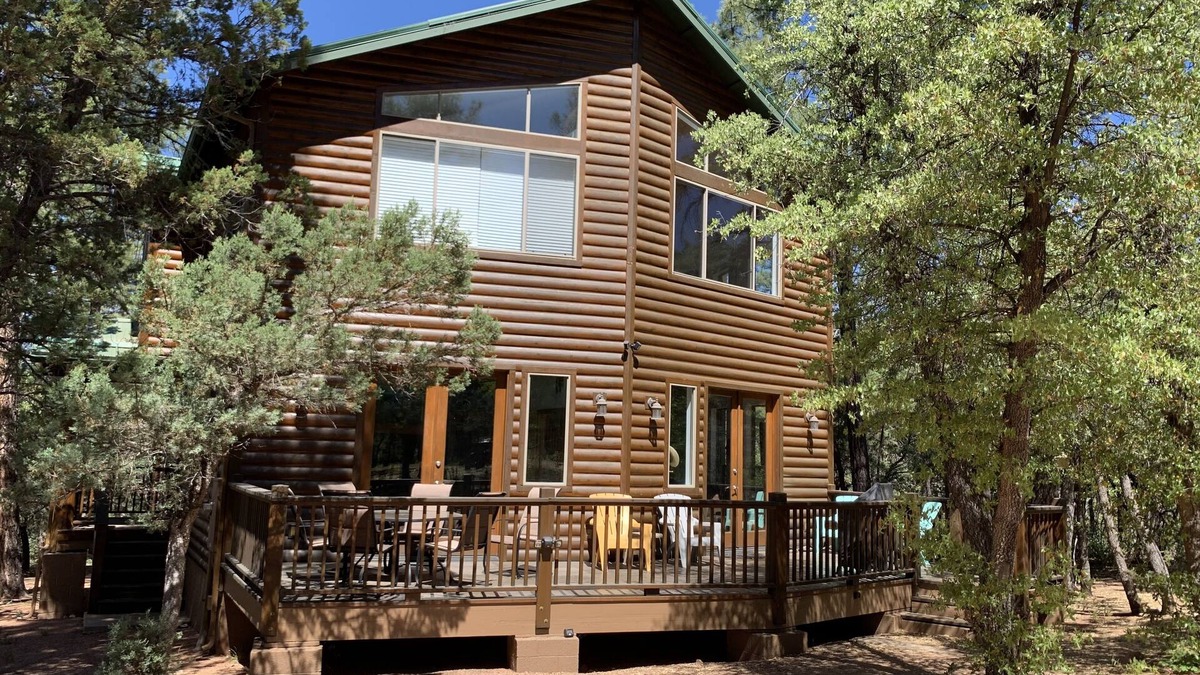 Payson Cabin | Mountain Cabin With Cool Temperatures, Great Views, And Modern Furnishings.