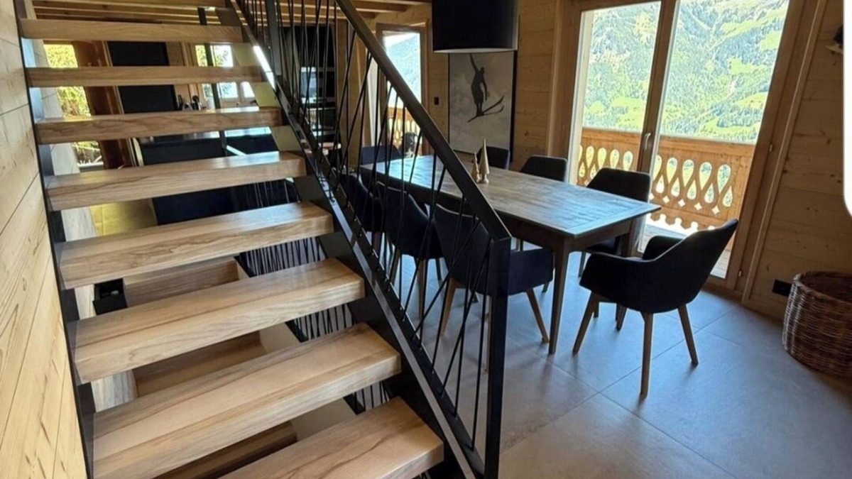 Champery Ski Chalet | Mountain chalet in Champéry, with panoramic view of the Dents du Midi mountains