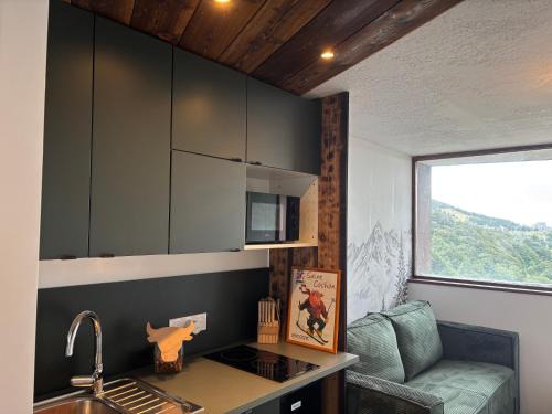 Besse-et-Saint-Anastaise Apartment | Mountain&View