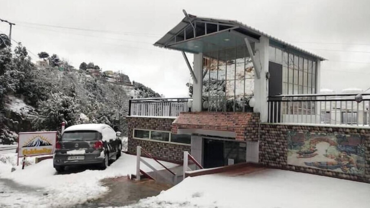 Kasiyalekh Cottage | Mountain Golden Ray 8 BR Valley View near Waterfal
