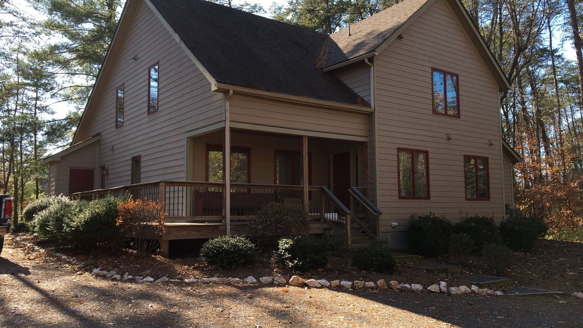 Nellysford House | Mountain Home at Wintergreen Resort.in the heart of Virginia's wine country.