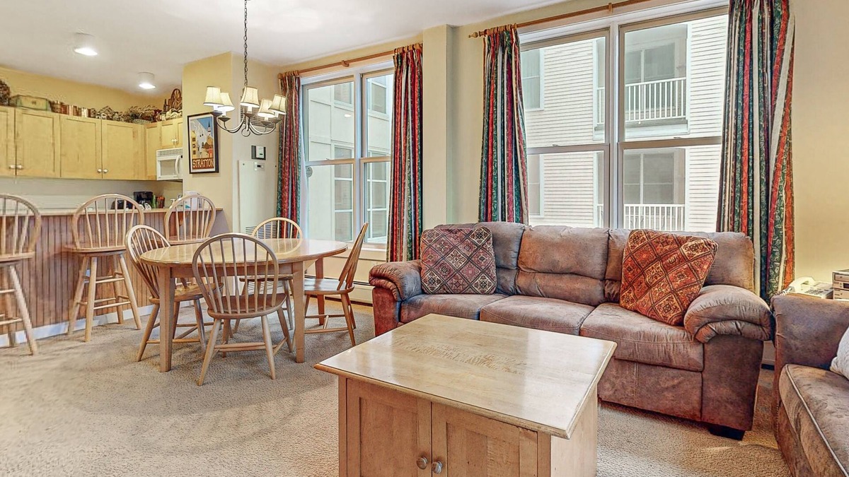 Stratton Mountain Condo | Mountain Home w/Balcony, Pool Views, Shared Pool, Hot Tub, Free WiFi, Fireplace