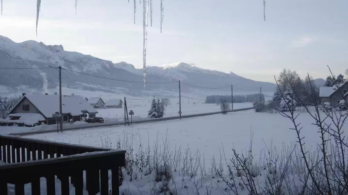 Lans-en-Vercors House | Mountain house with view of the slopes