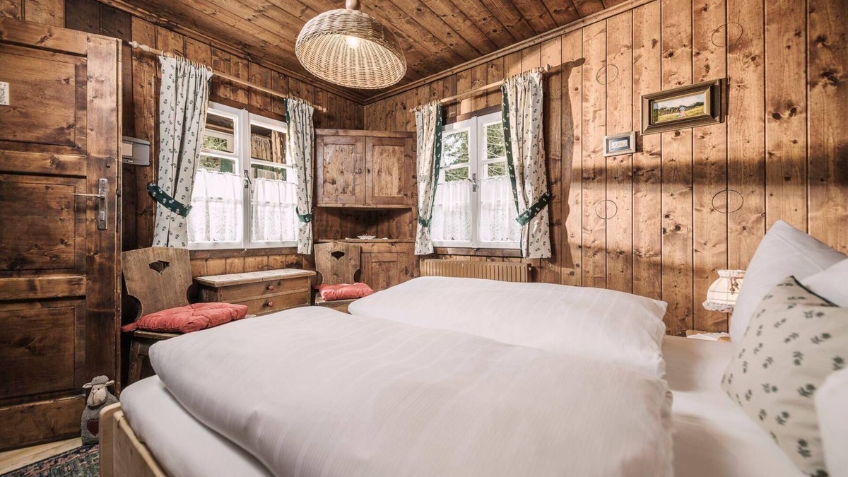 Hochpillberg House | Mountain hut Hochpillberg