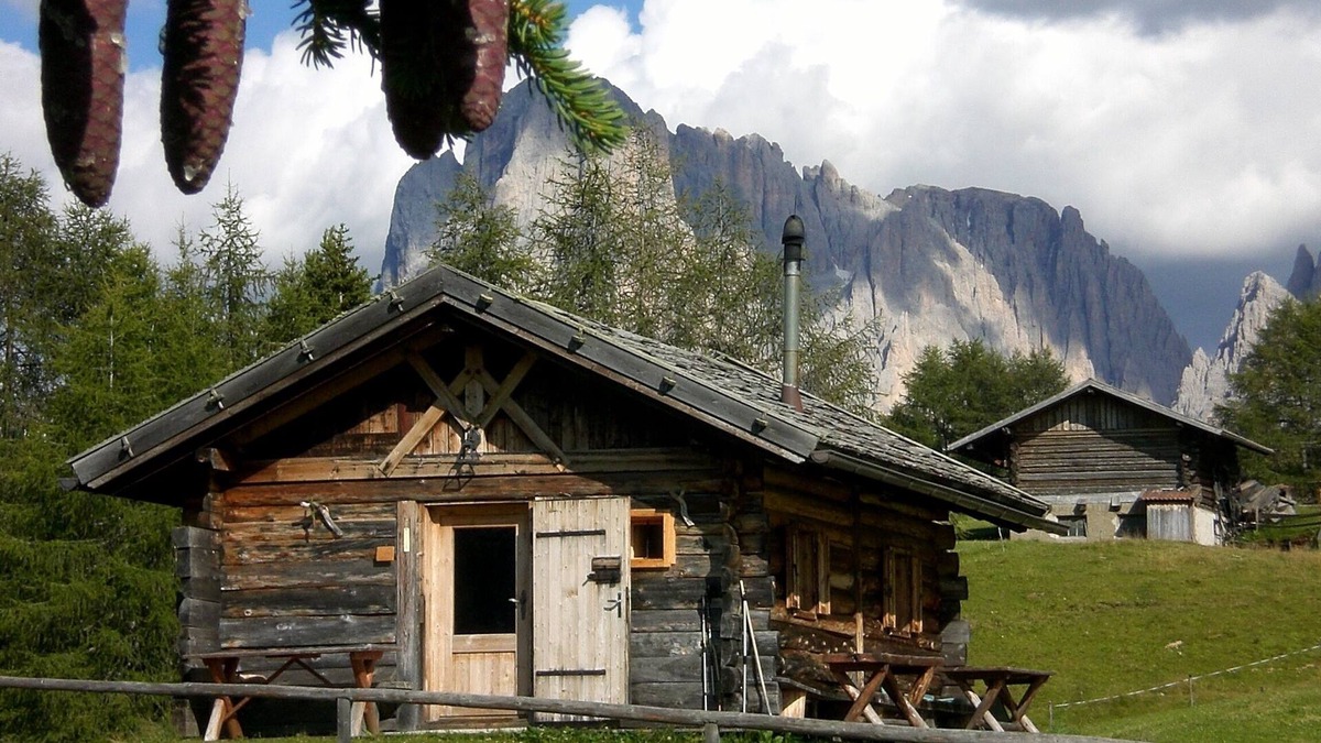 Compaccio House | Mountain Hut "" with Private Terrace