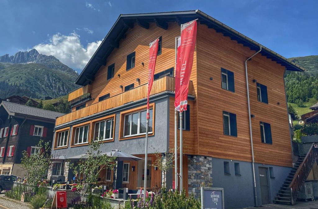 Tujetsch Hotel | Mountain Lodge Sedrun
