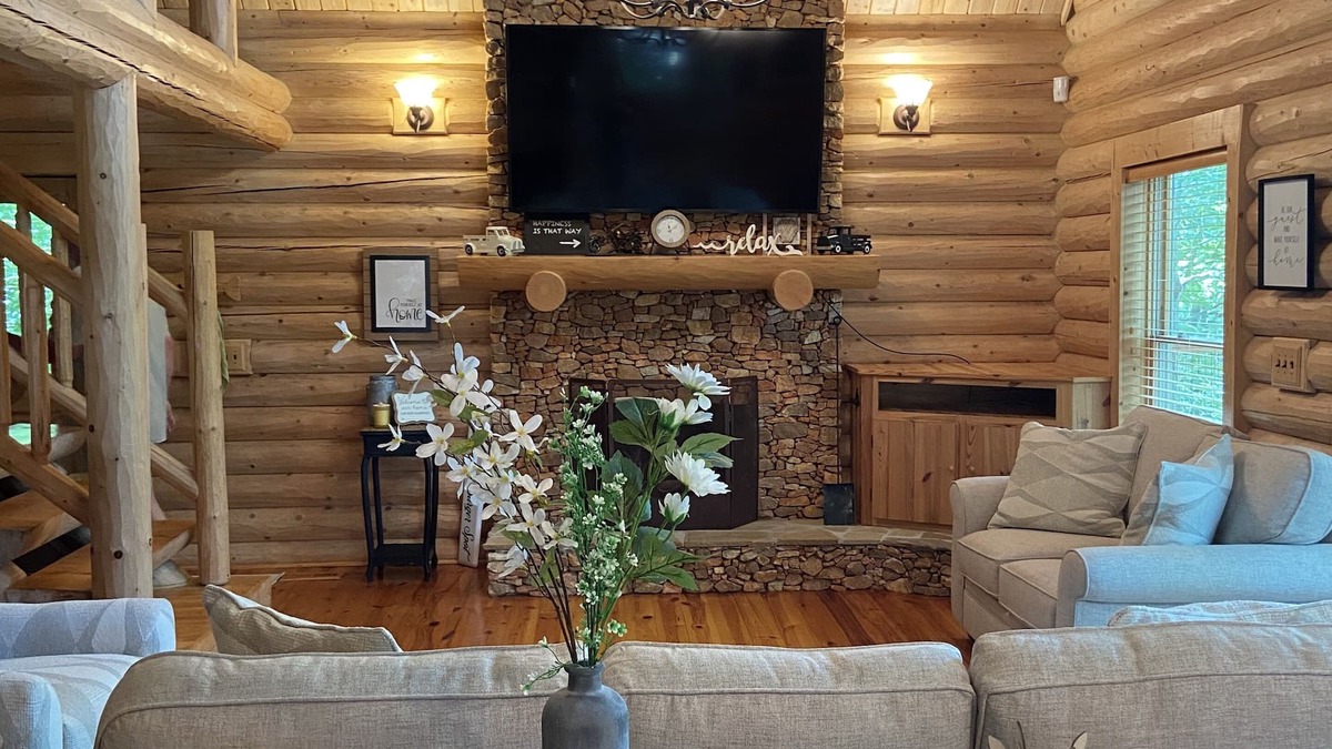 Wedowee House | Mountain Retreat Home on the Lake w/Kayaks