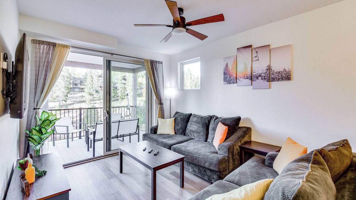 Fraser Condo | Mountain Retreat in Fraser w/Garage & Deck!