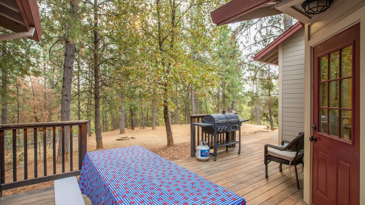 Colfax House | Mountain Retreat, Pool Table, Close to Skiing by RedAwning