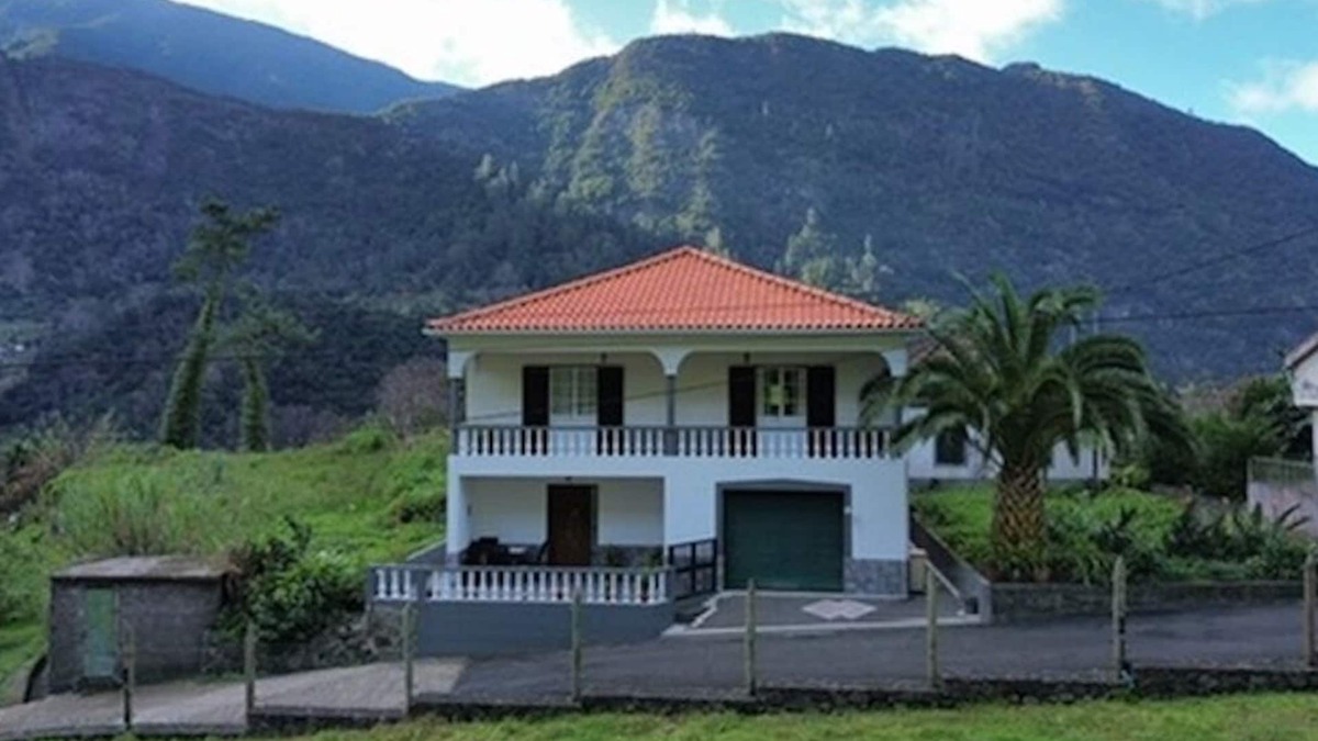 Sao Vicente House | Mountain retreat