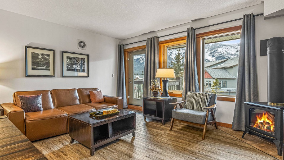 Canmore Condo | Mountain Retreat with breathtaking views
