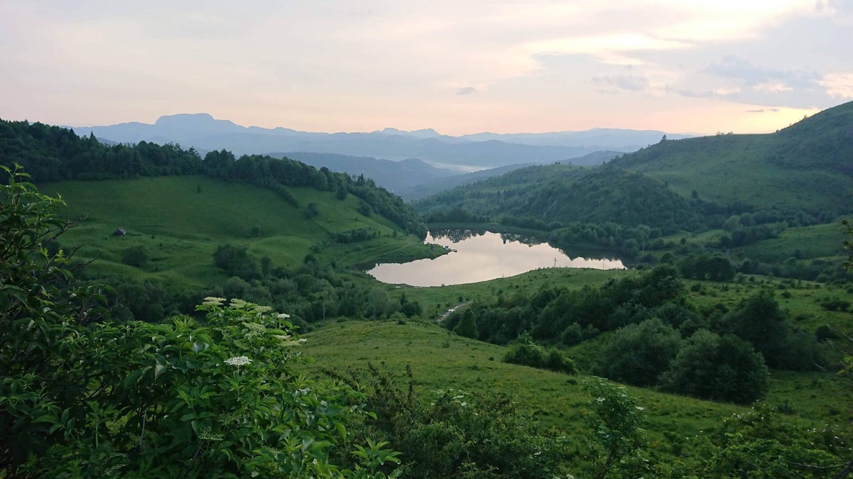 Tarina Bed & Breakfast | Mountain Sanctuary Retreat , Romania