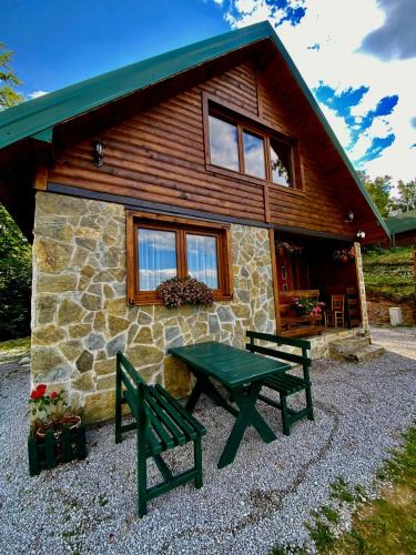 Mojkovac House | Mountain Star House