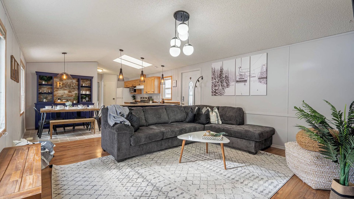 Blairmore House | Mountain Time | 30 Day Min |