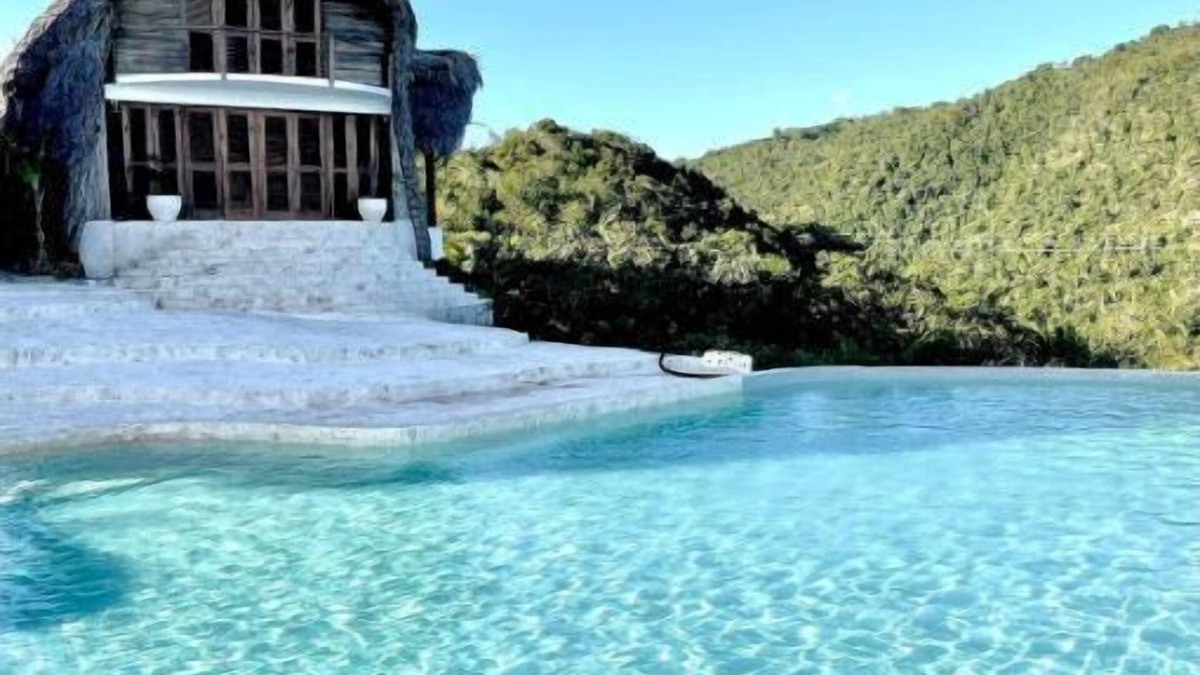 Samana Villa | Mountain top villa- breathtaking views & huge pool