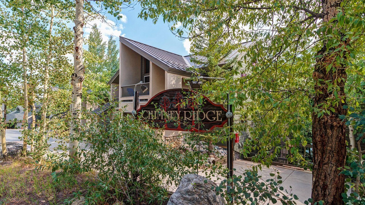 Four O'Clock House | Mountain townhome just minutes to all Breckenridge has to offer!