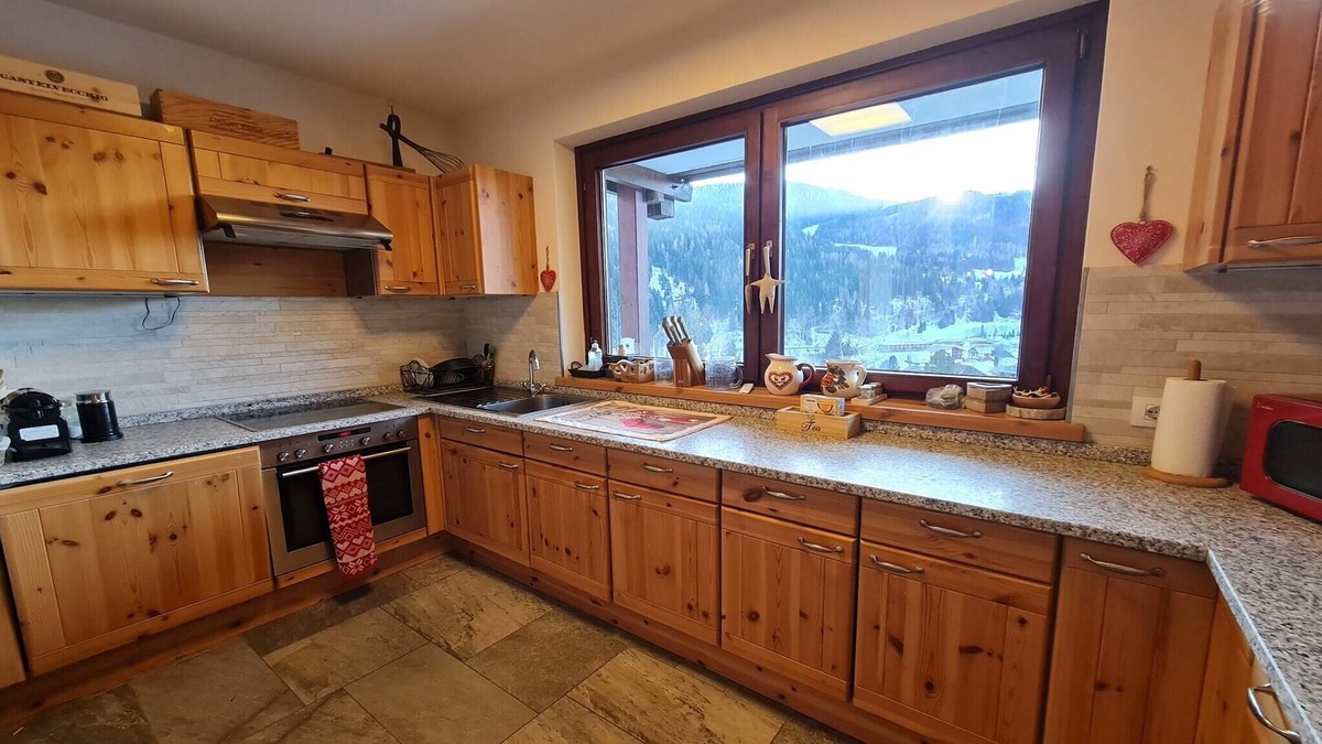 Bad Kleinkirchheim House | Mountain-view apartment in Bad Kleinkirchheim