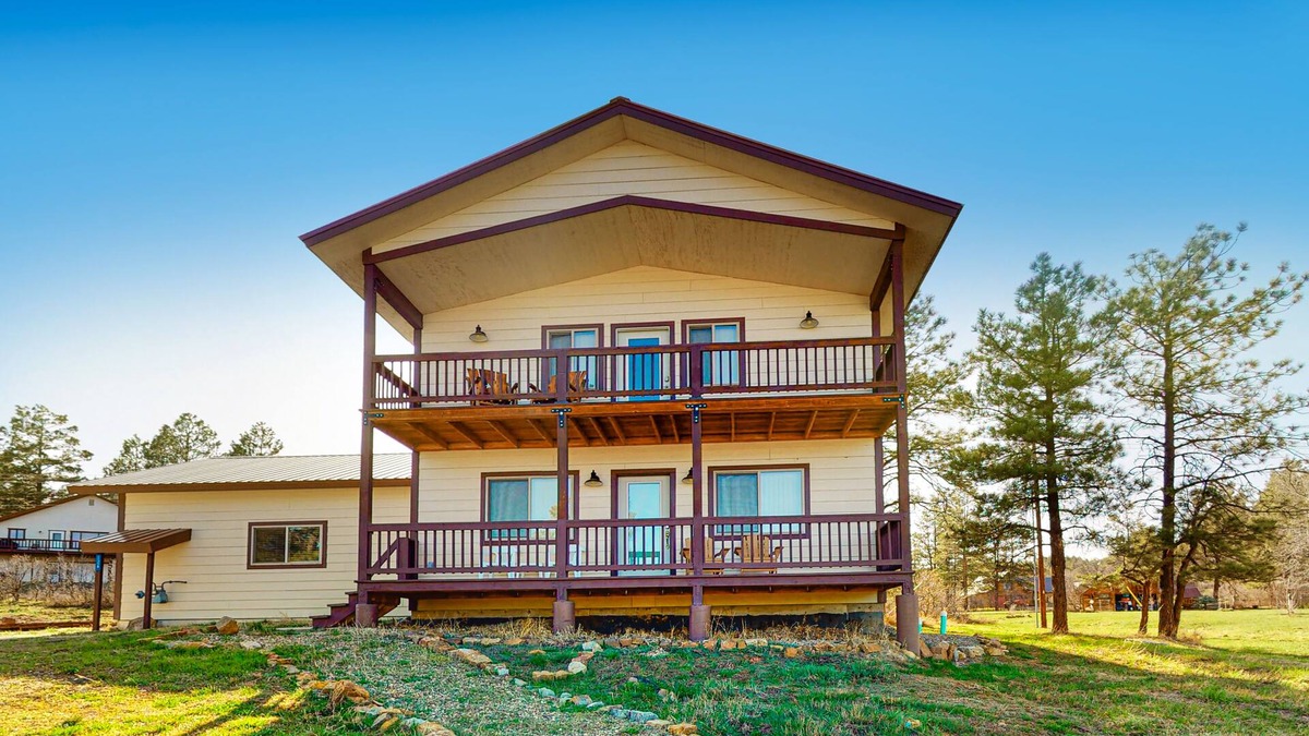 Pagosa Hills House | Mountain view home close to downtown with great deck, firepit, WiFi, & W/D