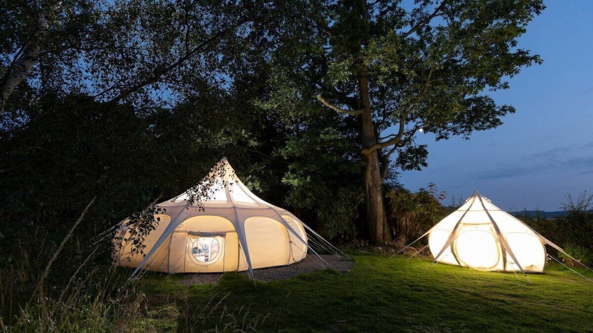 Bromsash RV Rental | Mountain View | Luxe Glamping Oasis! + Hot Tub